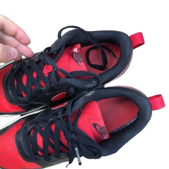 NIKE court borough low 2 'Bred' black university red size 8.5 - Picture 8 of 15